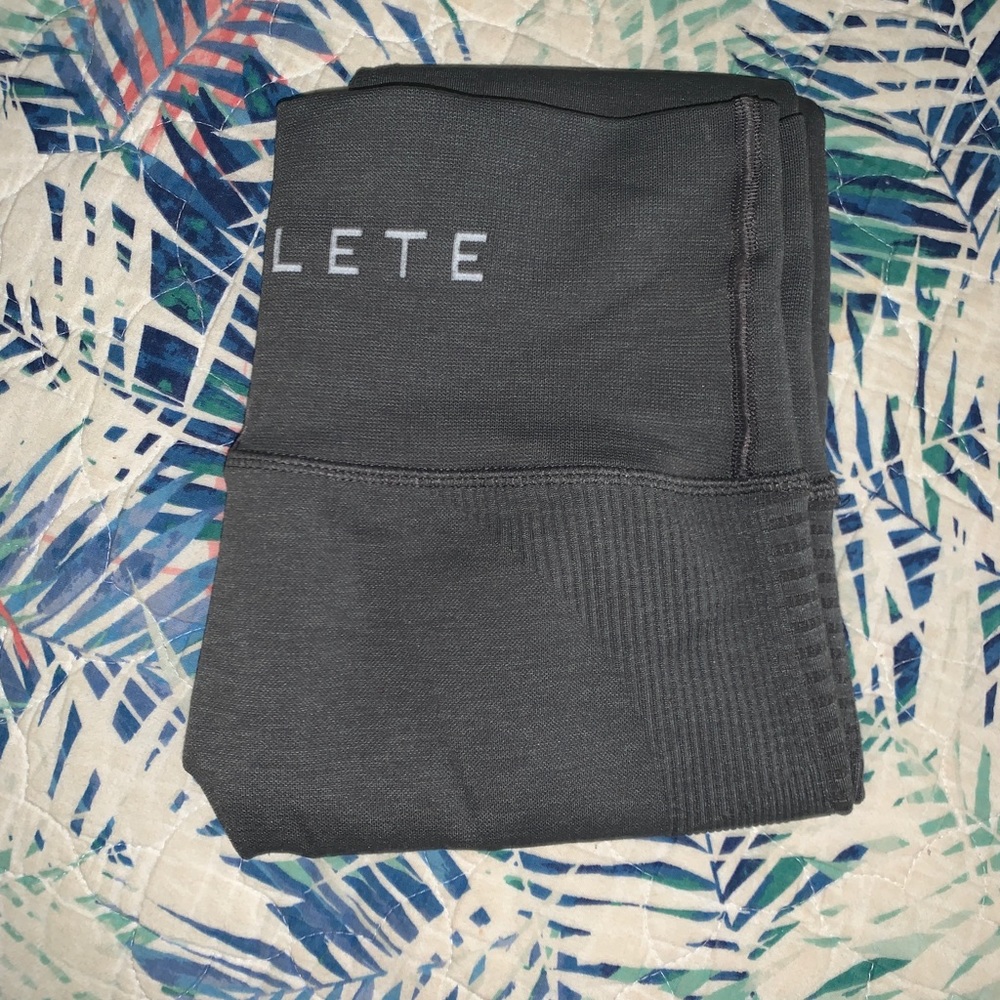 Alphalete leggings